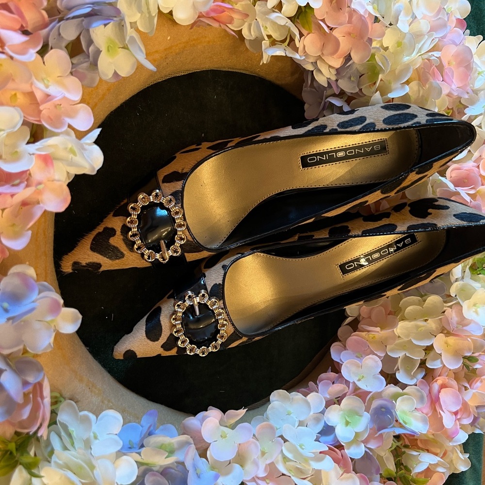 Leopard print heel